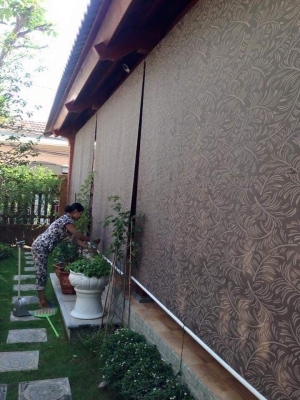 Rèm che nắng ban công tự cuốn tại Hạ Long